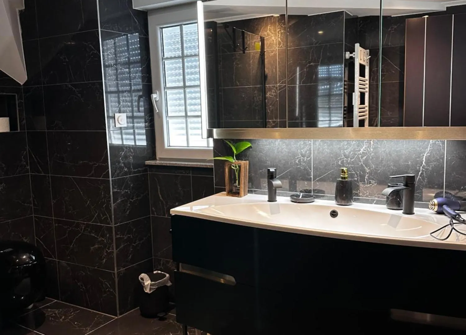 Chambre Privee Avec Salle De Bain Domagné 0*,  Frankrike